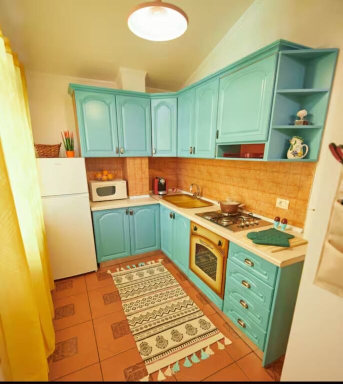 APARTAMENT 2+1 ME QIRA NE BLLOK