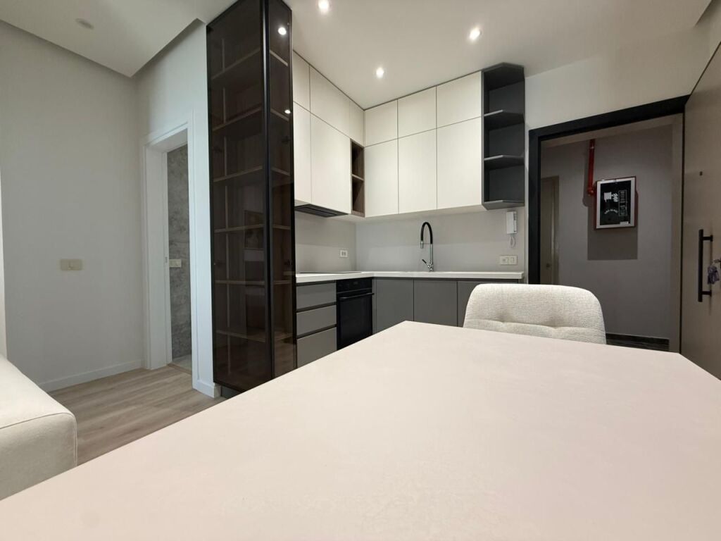 APARTAMENT 2+1 PER QIRA GOLDEN TOWER,MINE PEZA