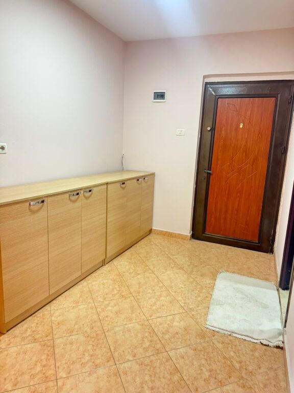Affittasi Appartamento 2+1+1 con Balcone