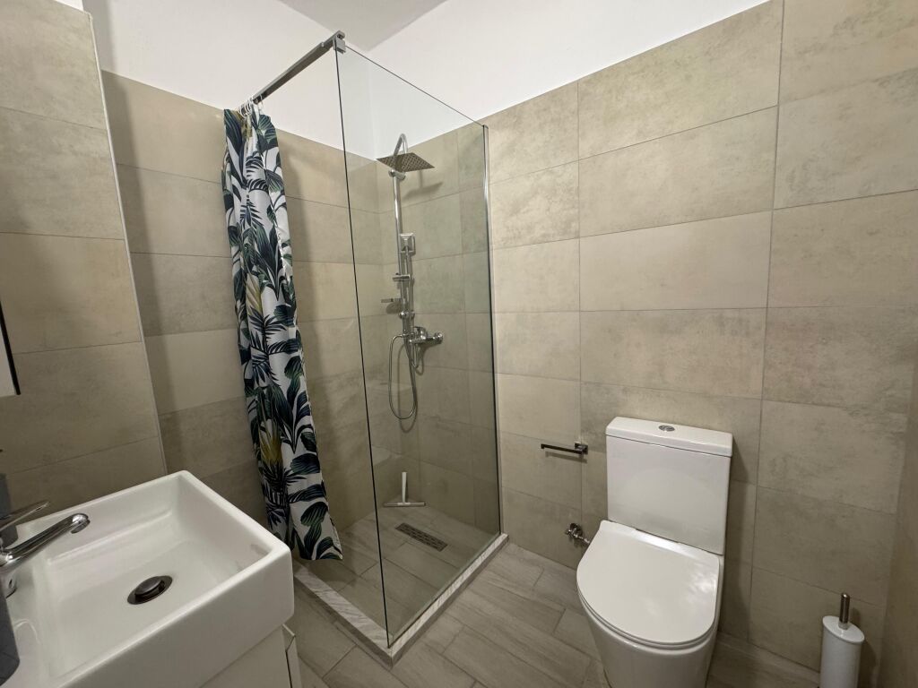 Studio apartment for sale