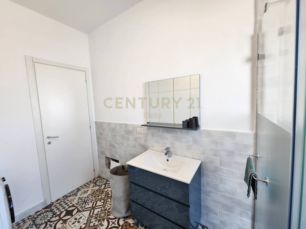 APARTMENT FOR RENT ON BARRICADE STREET