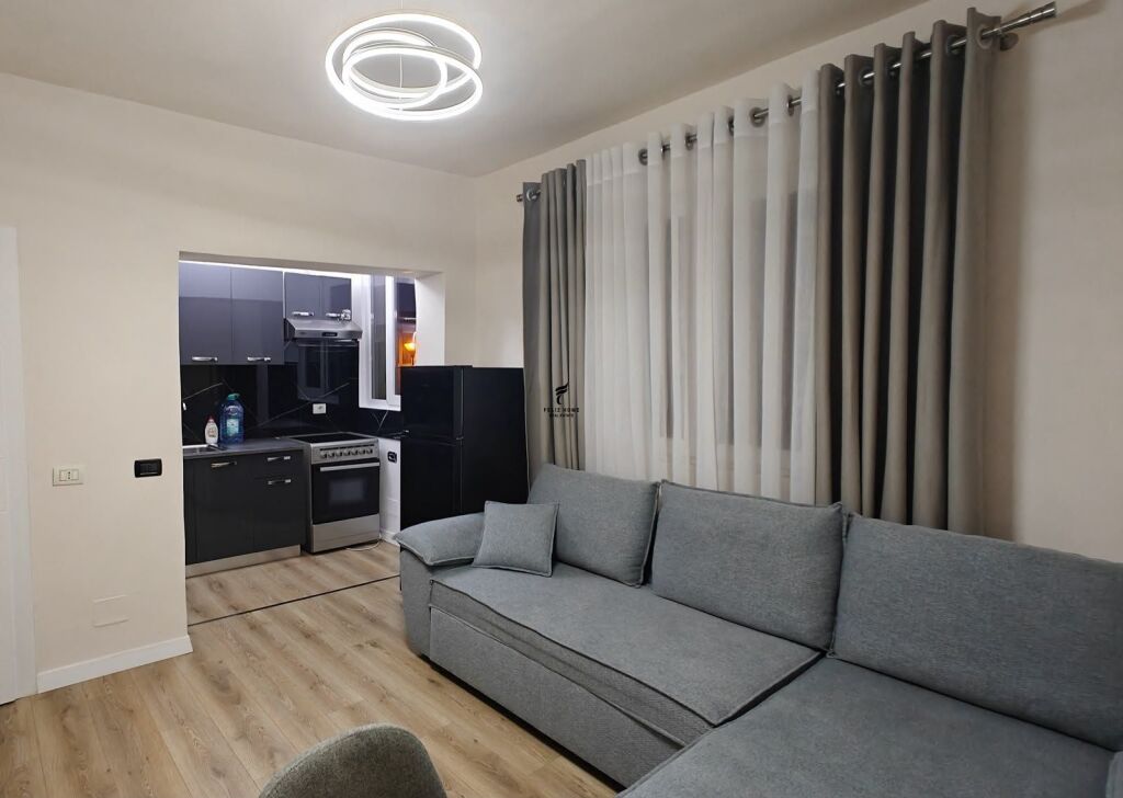 APARTAMENT ME QERA 1+1 21 DHJETORI 55.000 LEKE  FH-89816
