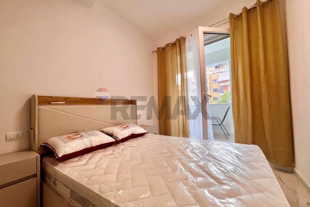 Apartament 2+1 per qira tek Shkolla e Bashkuar!