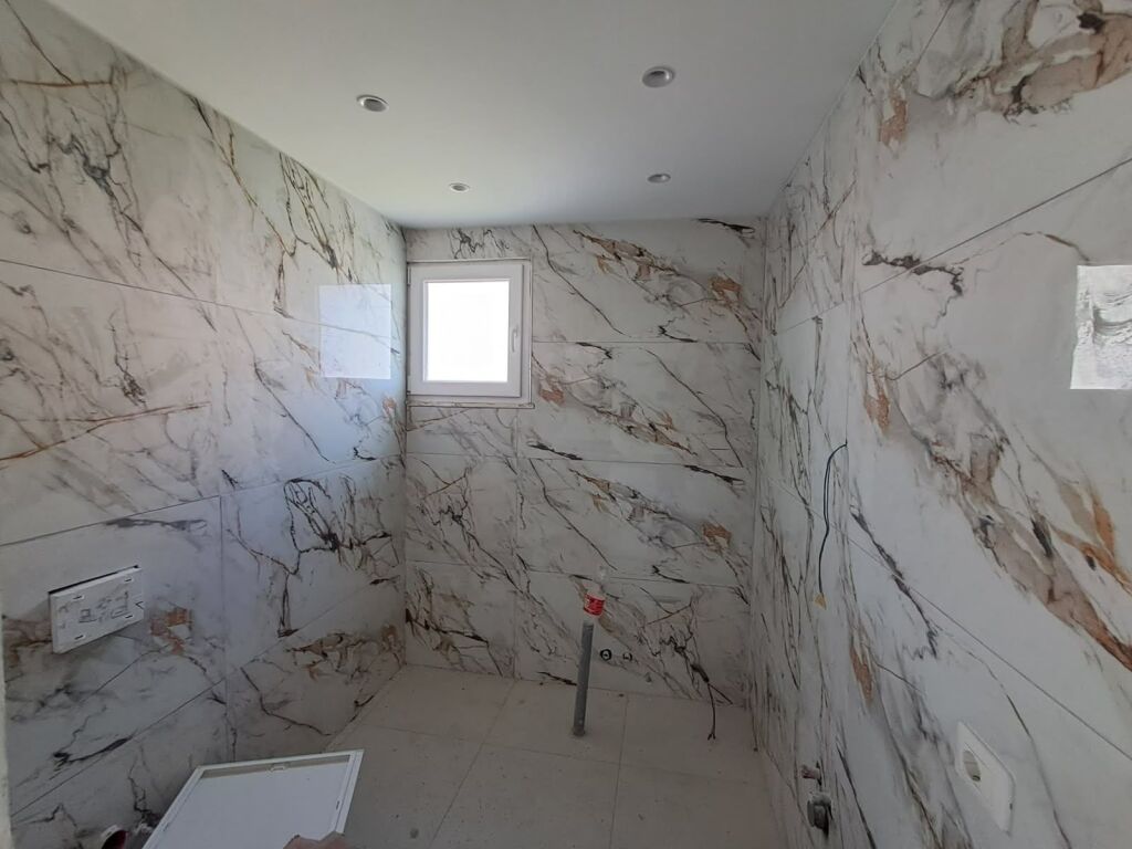 SHITET APARTAMENT 3+1+2 NE PLAZHIN ILIRIA, DURRES