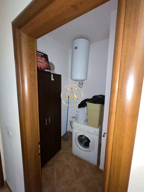 20707381🏢 JEPET ME QIRA APARTAMENT 1+1+2 – PRANË PORTIT, DURRËS
