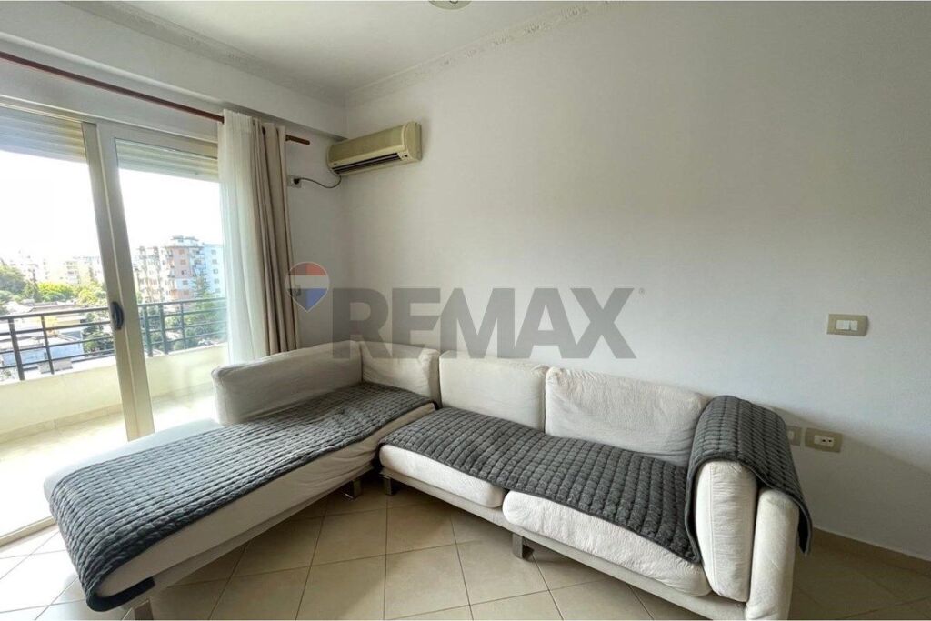 🏡 APARTAMENT 1+1 ME QIRA – PRANË GJYKATËS, VLORË 📍
