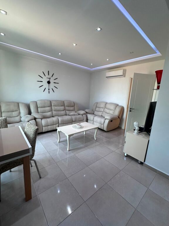 Casa Italia 45,000 leke pallat i ri apartament me qira