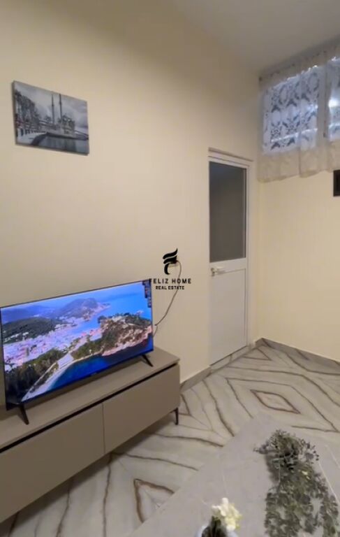 APARTAMENT ME QERA 1+1 ALI DEMI 40.000 LEKE FH-89762