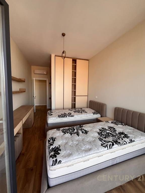 Appartamento nuovo 2+1+1 bagno in affitto, in via Siri Kodra, vicino all'Hotel Meridian! 1.000 € /Mese