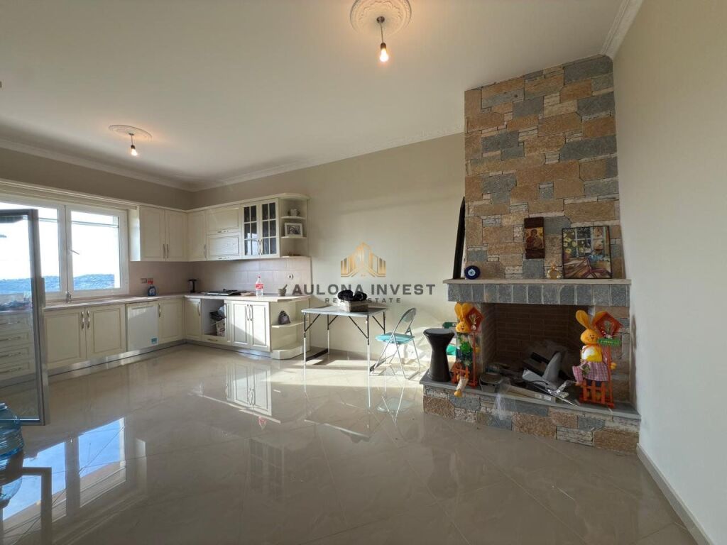 CASA A DUE PIANI CON VISTA MARE - BABIC E MADHE VLORA