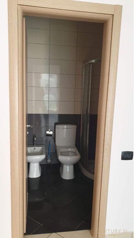 Apartament 2+1+2 me Qira te Hipoteka, Tiranë !