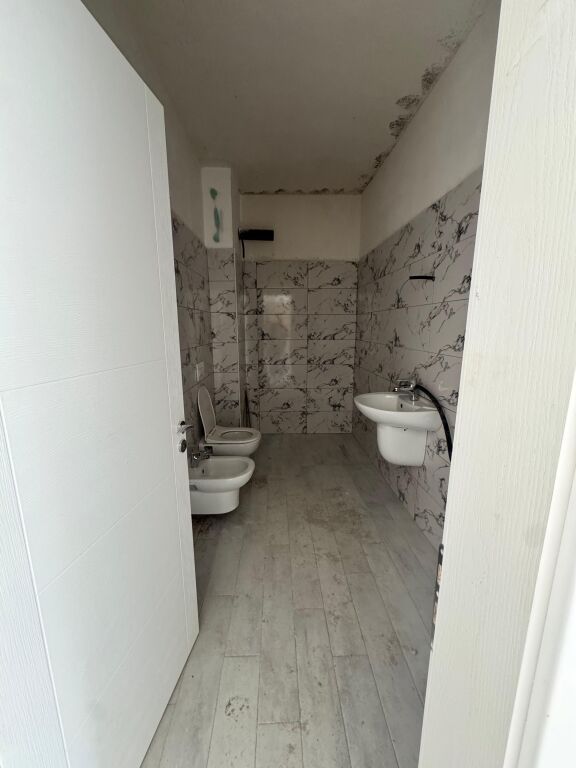 Apartament 1+1 per shitje Rezidenca Liburna Golem !