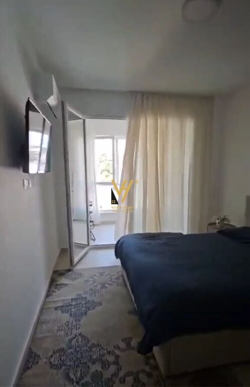 SHITET GARSIONERE 35 M2 PRANE GRAND BLUE FAFA, GOLEM 63.000 EURO