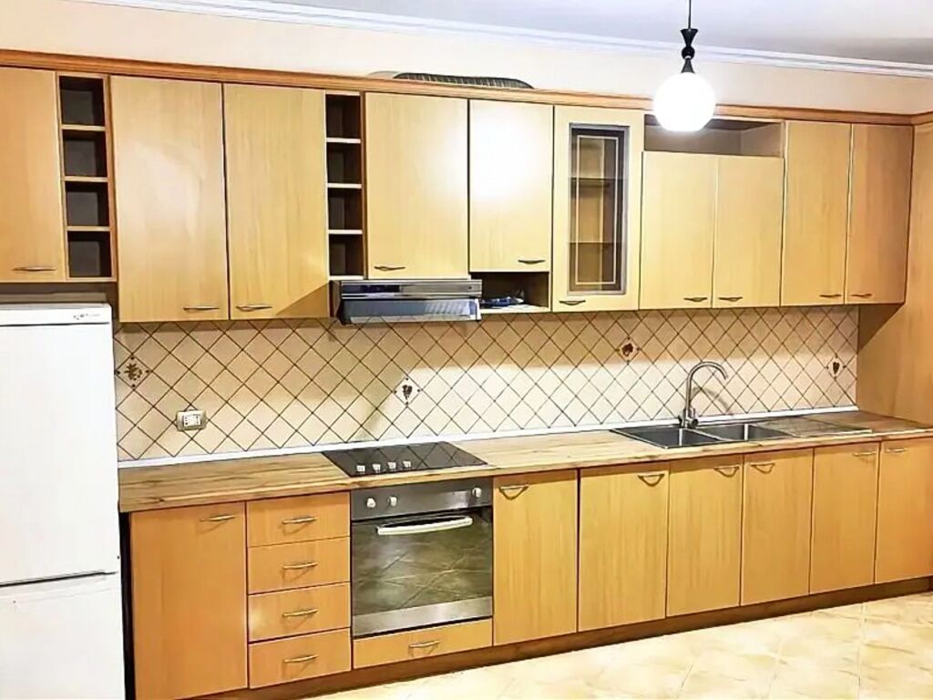 🏠 JEPET ME QIRA APARTAMENT 2+1+2WC – ZOGU I ZI