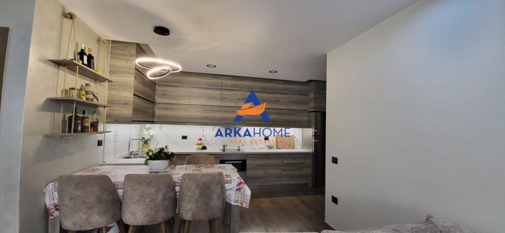 FOR RENT APARTMENT 2+1+BALCONY "COMMUNE OF PARIS, KIKA 2" 90,000 LEKE