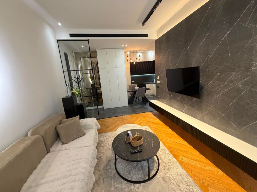 🏡 APPARTAMENTO 1+1 IN AFFITTO CON PARCHEGGIO – DELIORGJI