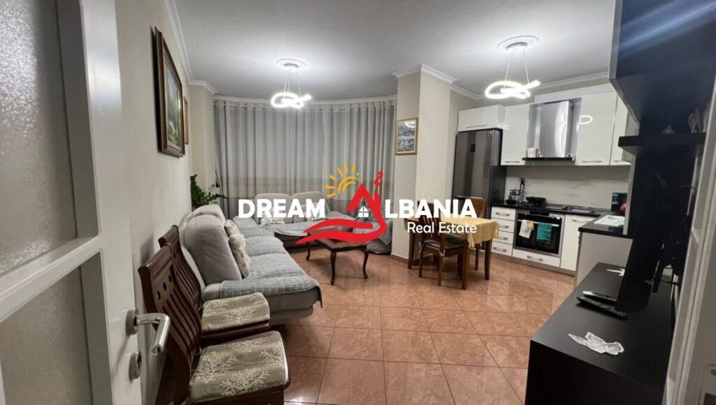 Jepet me Qira Apartament 2+1+2 - Pas Eye of Tirana, Qender (id 42215597)