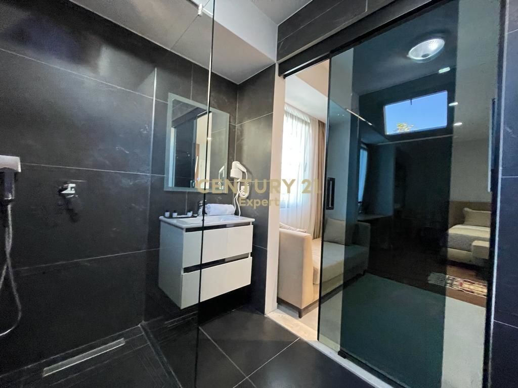 JAPIM ME QIRA HOTEL PRANË HIPOTEKËS, TIRANË!