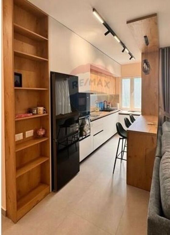 APARTAMENT 1+1 PER SHITJE NE MYSLYM SHYRI.. ID: 530191031-794
