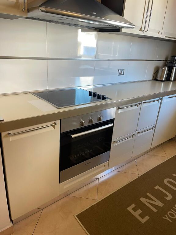 Apartament 2+1 per qirtek rruga Ismail Qemali!