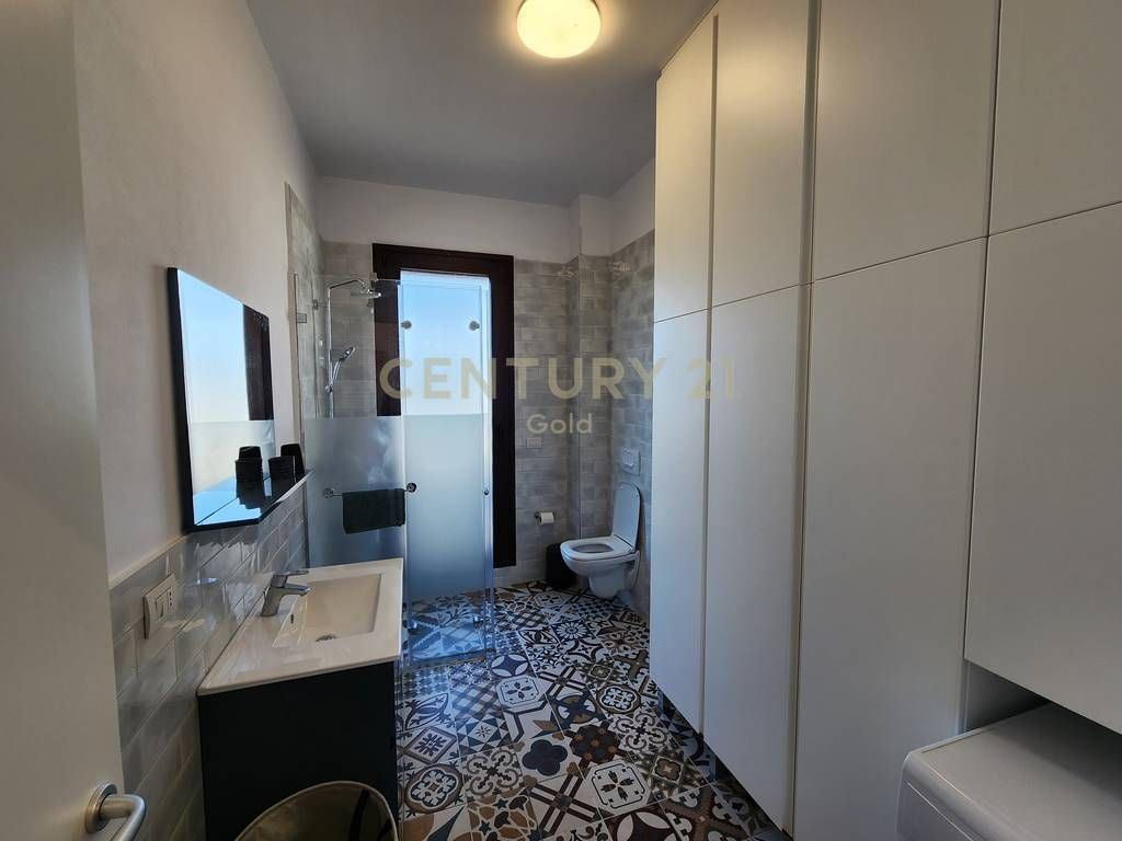 APARTMENT FOR RENT ON BARRICADE STREET
