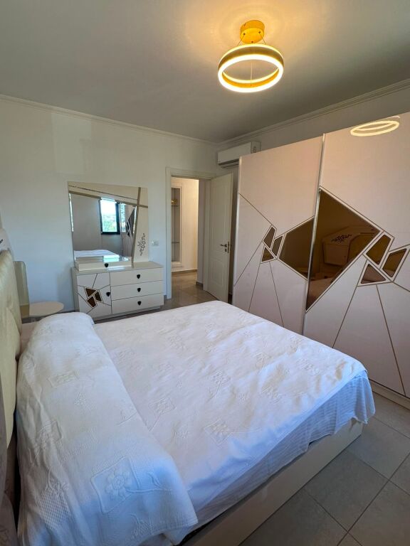 Casa Italia 45,000 leke pallat i ri apartament me qira