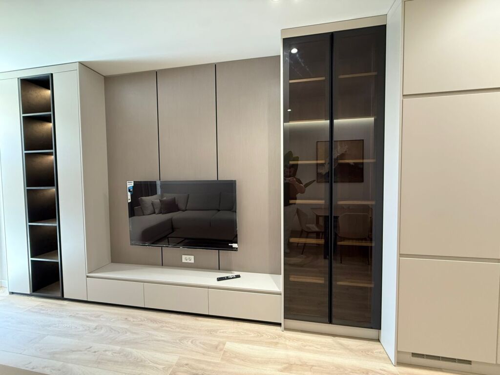 📣 QERA SUPER Apartament 2+1+Post parkimi 📍 Golden Tower Residence 🛣️ Rruga “Mine Peza”     💶 Cmimi 1500 euro /Muaj Bruto
