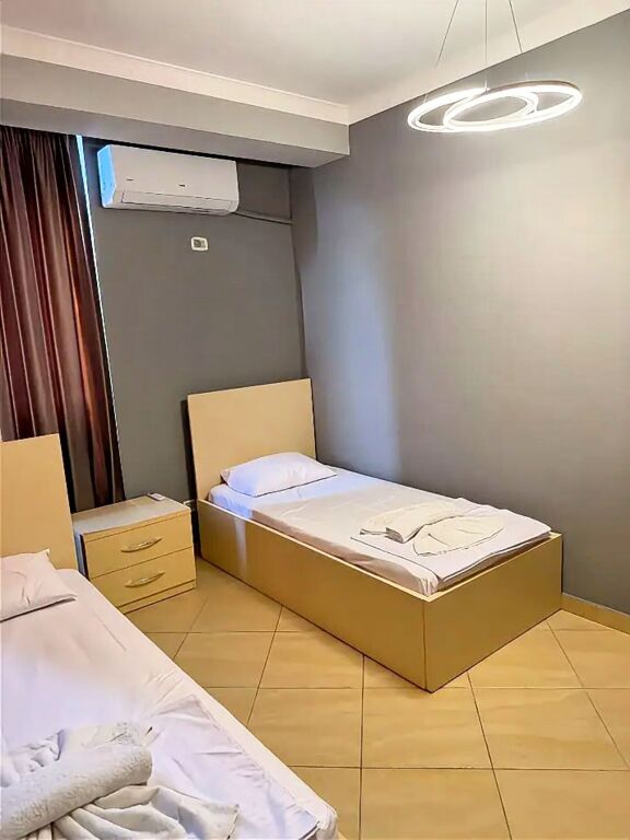 🏠 JEPET ME QIRA APARTAMENT 2+1 – RRUGA RAPO HEKALI
