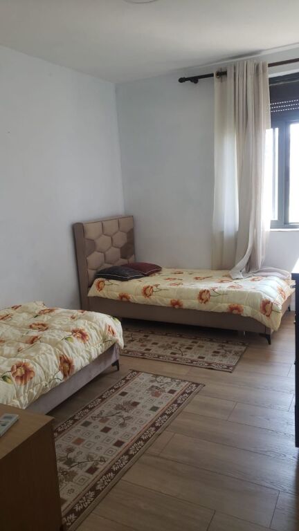 Jepet me qira 2+1 Laprake 500 mije leke