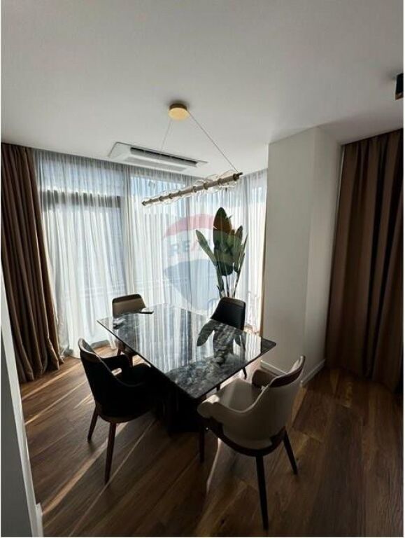 Apartament 3+1+2+2 , Lake View Rezidence, Liqeni i Tiranes