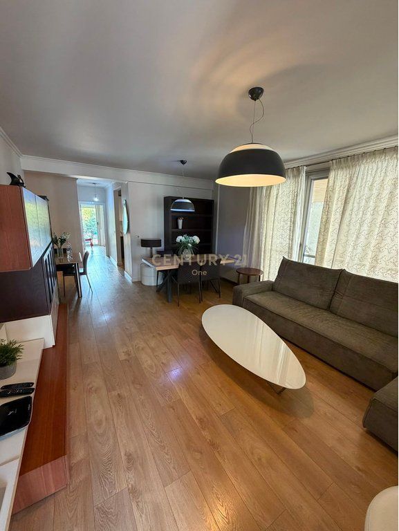 🏡 **APARTAMENT 3+1+2 ME QIRA – KOMPLEKSI NOBIS plus POST PARKIMI**