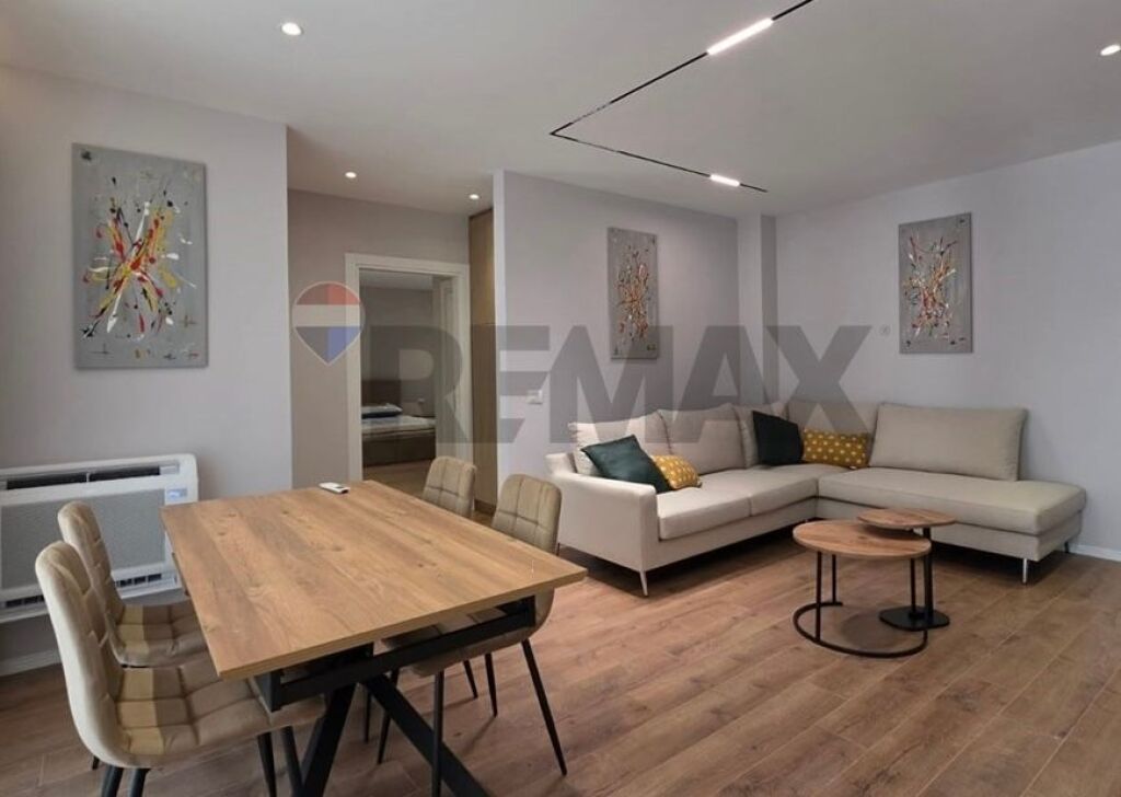 Jepet me Qira Apartament 3+1+Parking Akses Tirana.. ID: 530191061-213