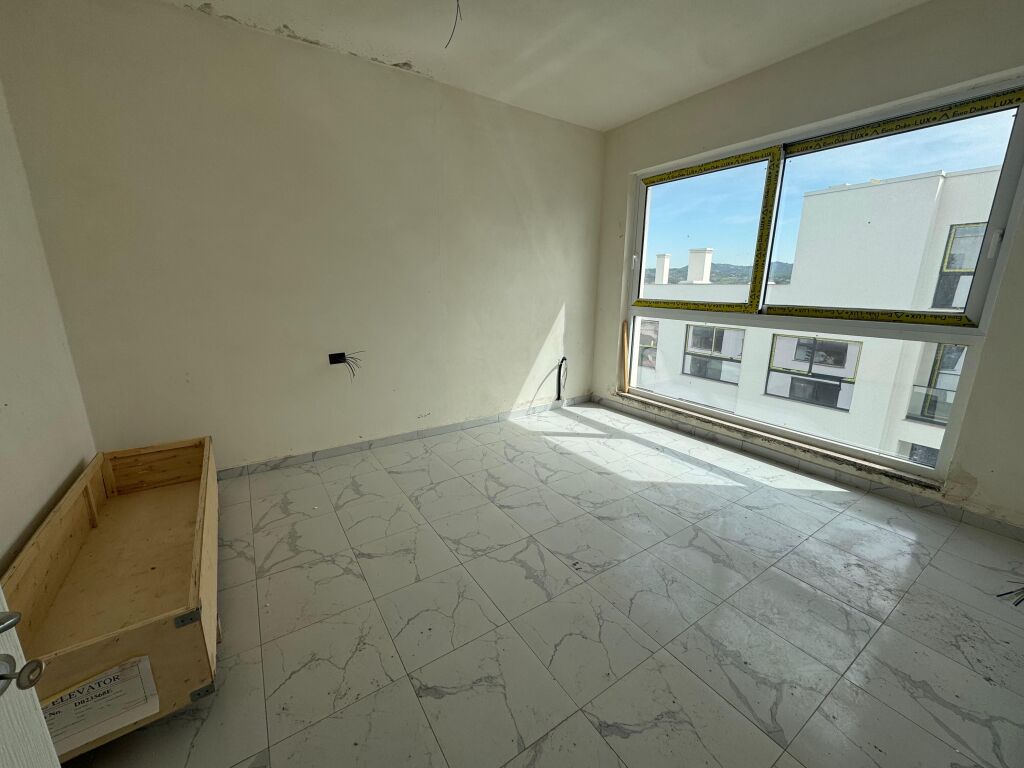 Apartament 1+1 per shitje Rezidenca Liburna Golem !