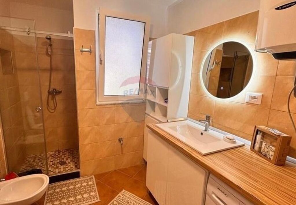 APARTAMENT 1+1 PER SHITJE NE MYSLYM SHYRI.. ID: 530191031-794