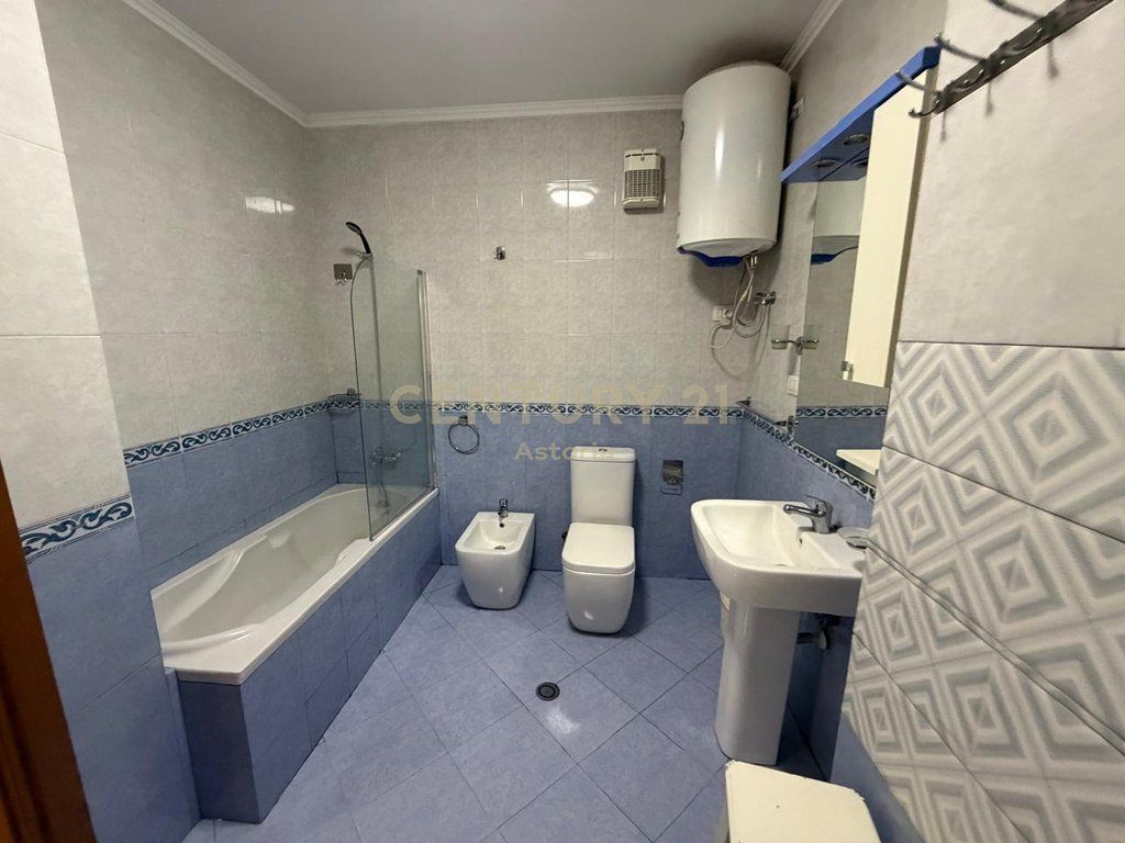 Apartament 2+1+2 me qira, Zogu i Zi
