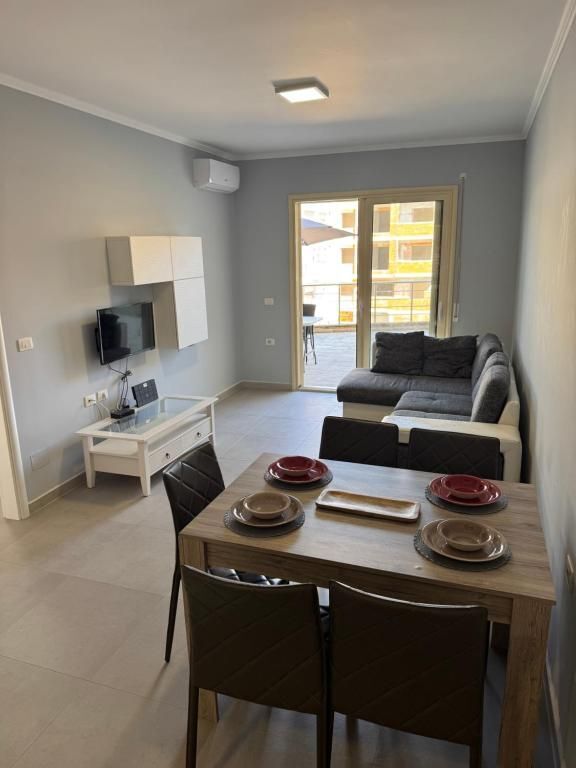 Apartament Junik në Orikum, Vlorë