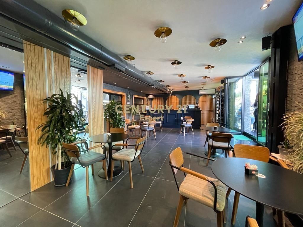 JAPIM ME QIRA HOTEL PRANË HIPOTEKËS, TIRANË!