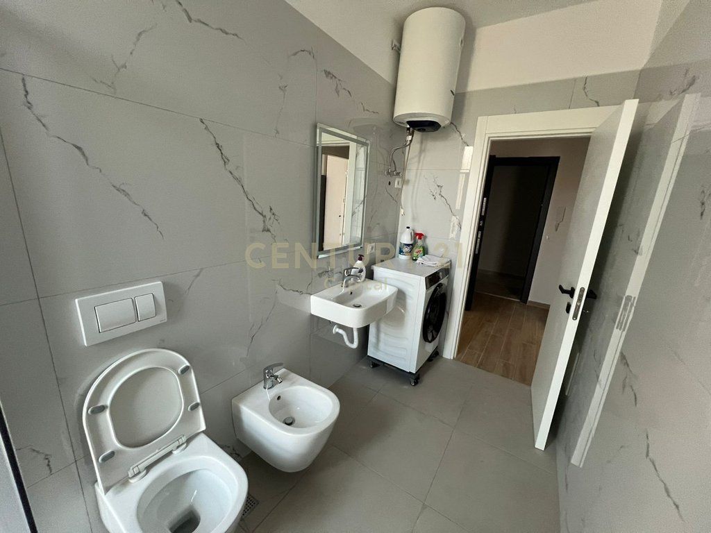 Apartament 1+1 me qira pranë SPAK, godinë e re! 600 € /Muaj 55,000 Lekë /Muaj