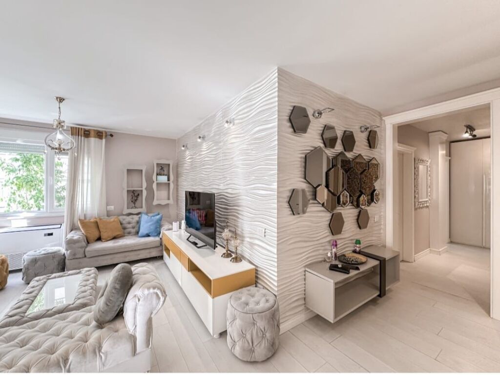 APARTAMENT 2+1 PER QERA TE PAVAROTI