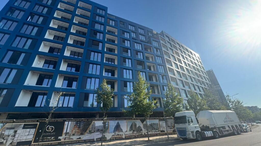 🏢 SHITET APARTAMENT 1+1 – GOLDEN GATE, ALI DEMI