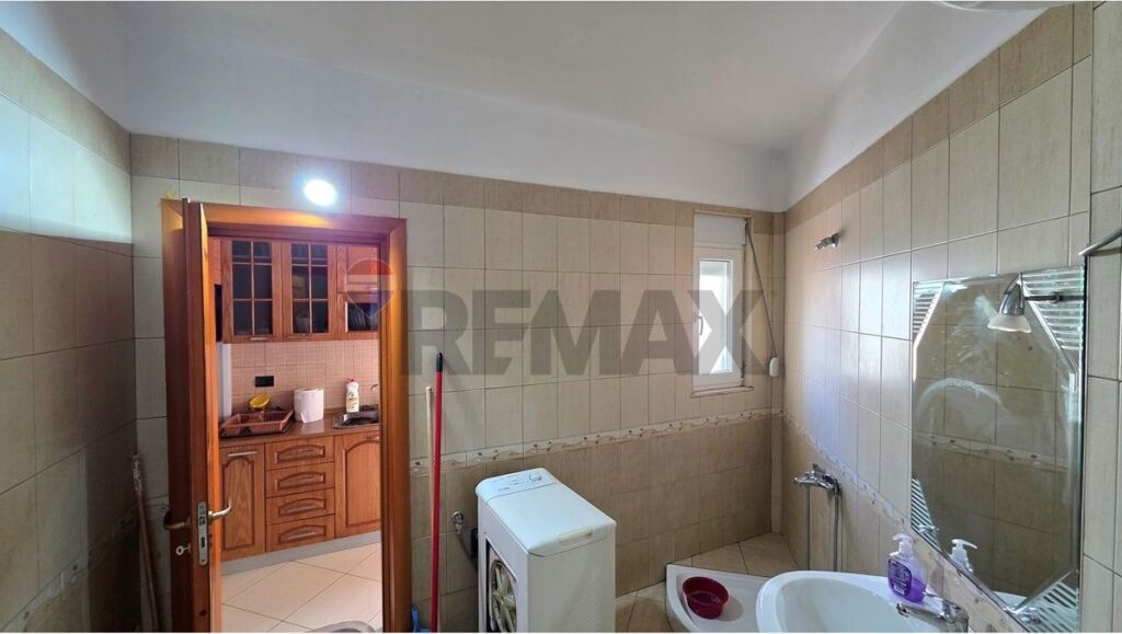 🏡 APPARTAMENTO 1+1 IN AFFITTO – LUNGOMARE, VLORË 🌊
