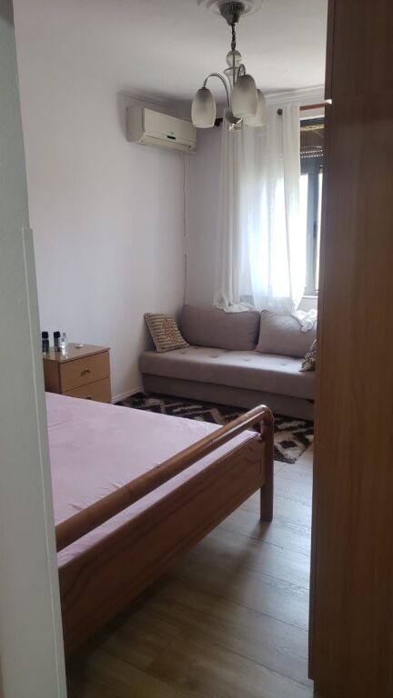 Jepet me qira 2+1 Laprake 500 mije leke