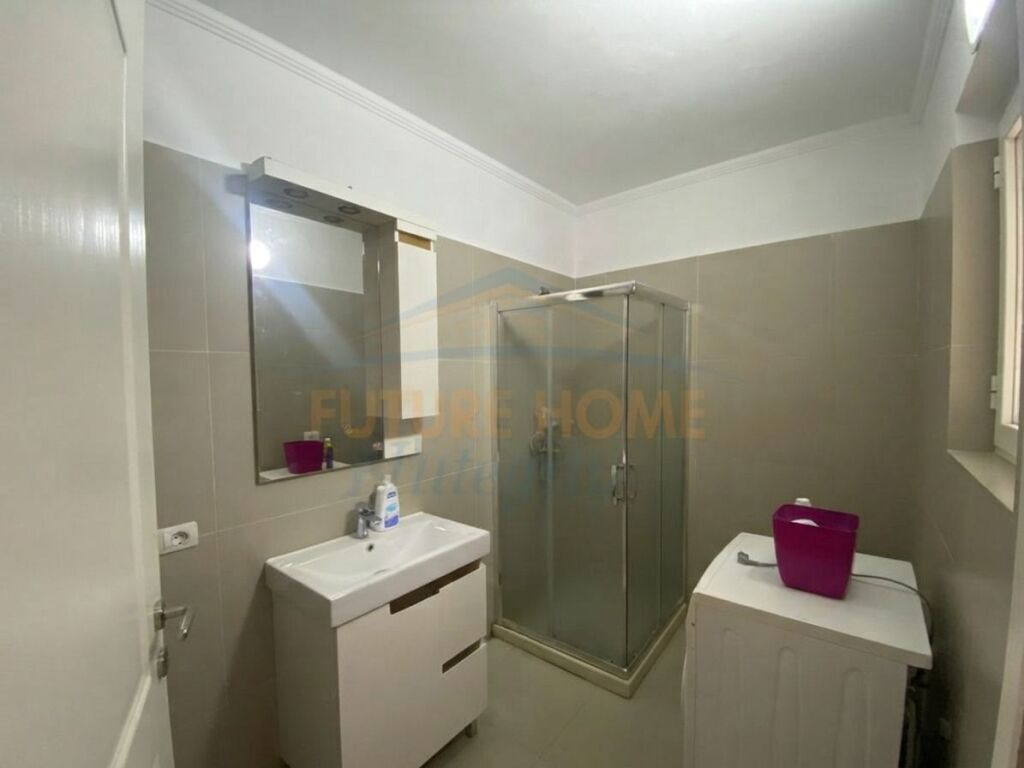 Qera, Apartament 2+1, Fresk, Tiranë