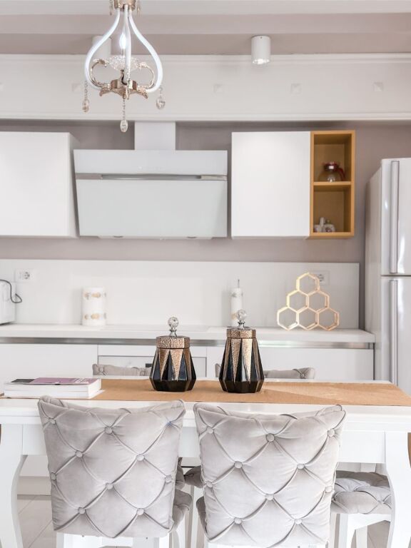 JEPET ME QIRA – APARTAMENT 2+1+2