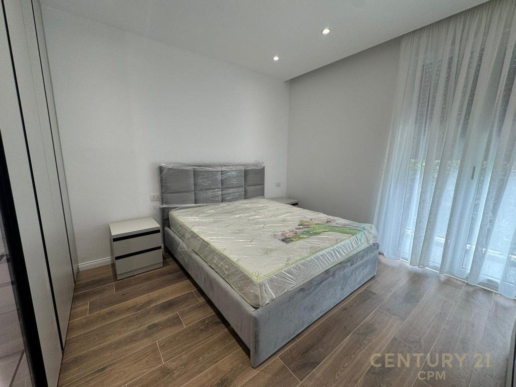 FOR RENT 1+1 + PARKING SPACE AT VILA GOLD, DIBRA STREET