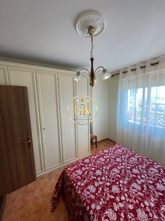20707381🏢 JEPET ME QIRA APARTAMENT 1+1+2 – PRANË PORTIT, DURRËS