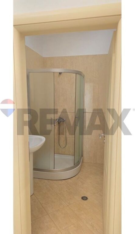 Jepet me Qira Apartament 2+1 – Kopshti Botanik
