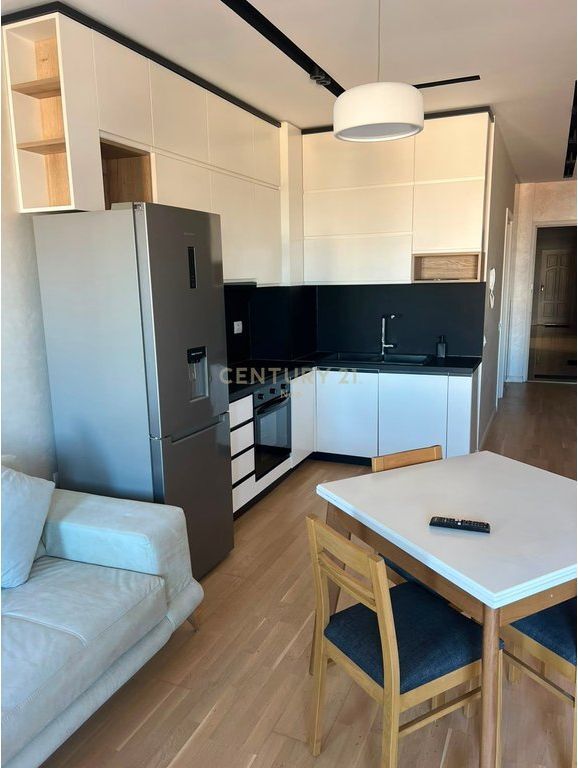 Apartament 1+1 Me Qira në Hipoteka, Tiranë - 870€ | 65 m²
