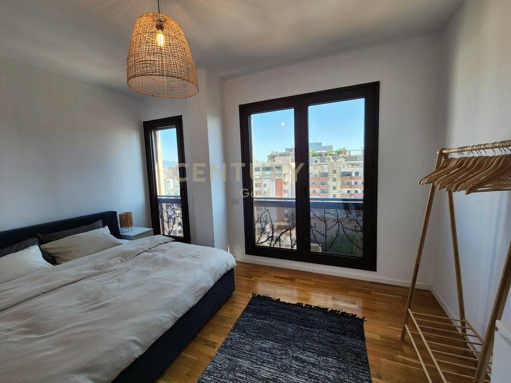 APARTMENT FOR RENT ON BARRICADE STREET