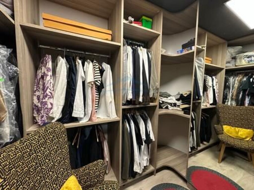 Shitet, Apartament 2+1 , Liqeni i Thate, Tirane